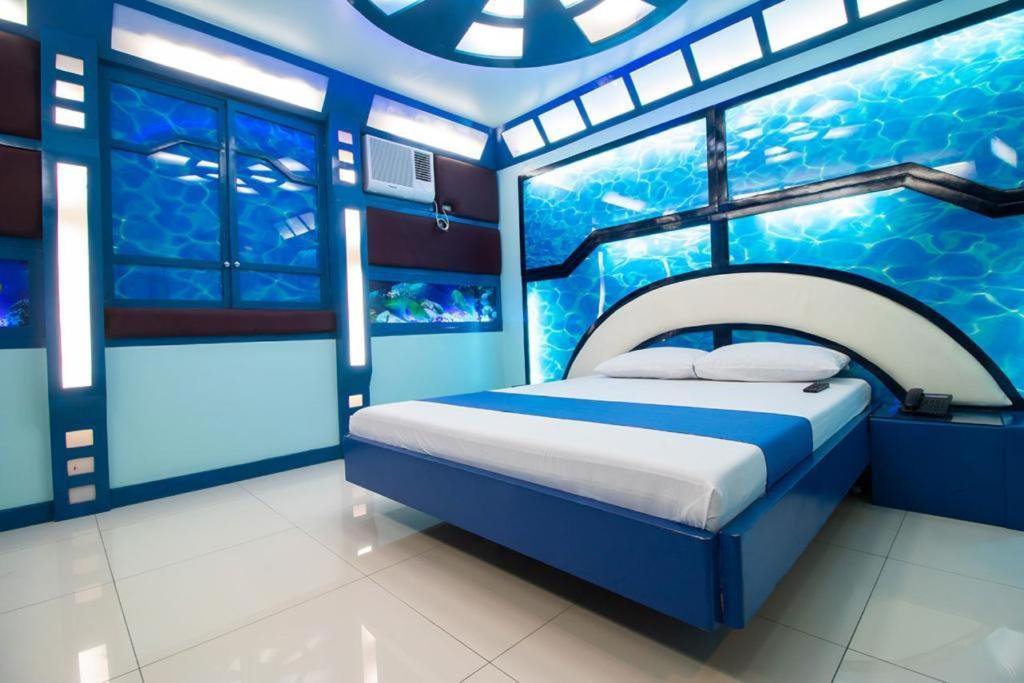 Hotel Dreamworld Las Piñas Εξωτερικό φωτογραφία